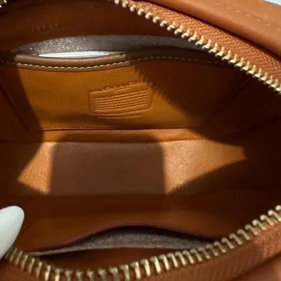 NWT! COACH QUILTED CAMERA BAG